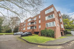 Photo 1- click for photo gallery